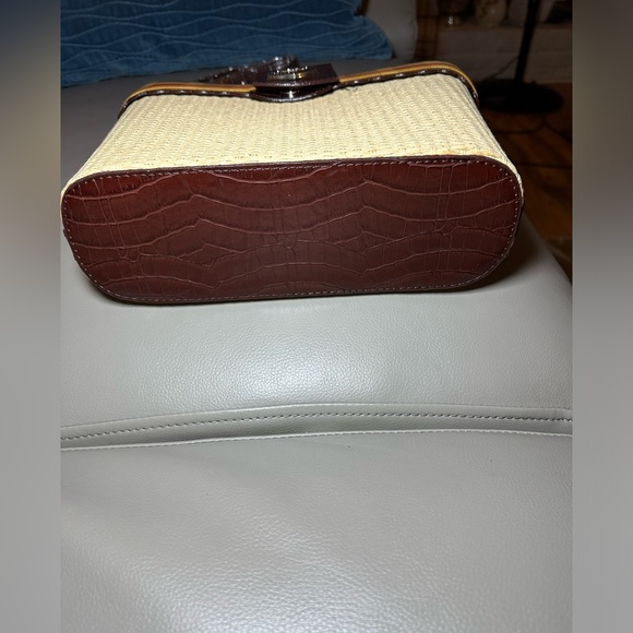 Brand New Brighton Straw w/ Faux Leather Trim and Straps - Brighton Logo Front - Picture 7 of 9